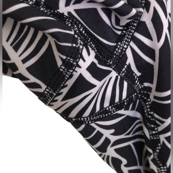 LULULEMON Wunder under roll down leggings - Picture 5 of 6